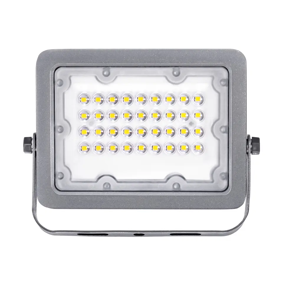 LED Outdoor Floodlight – IP66 Waterproof | 30W / 50W / 100W / 200W - Image 5
